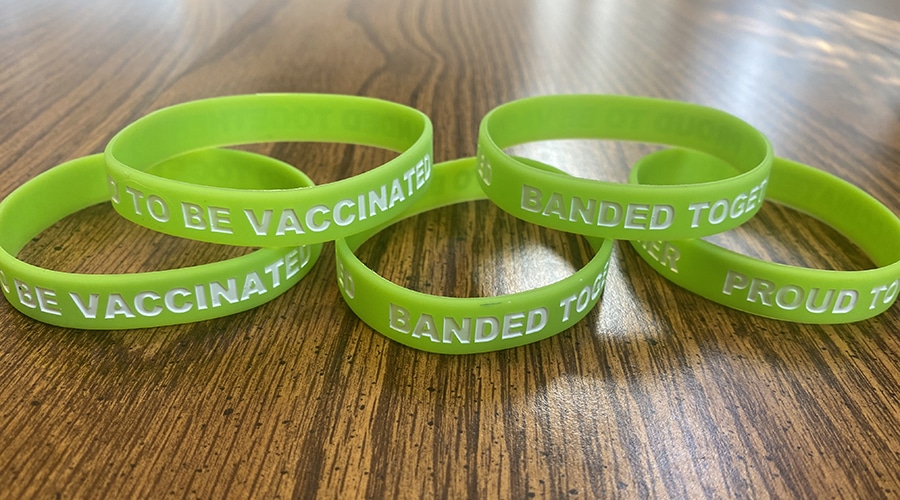 vaccine-bands vaccine-bands